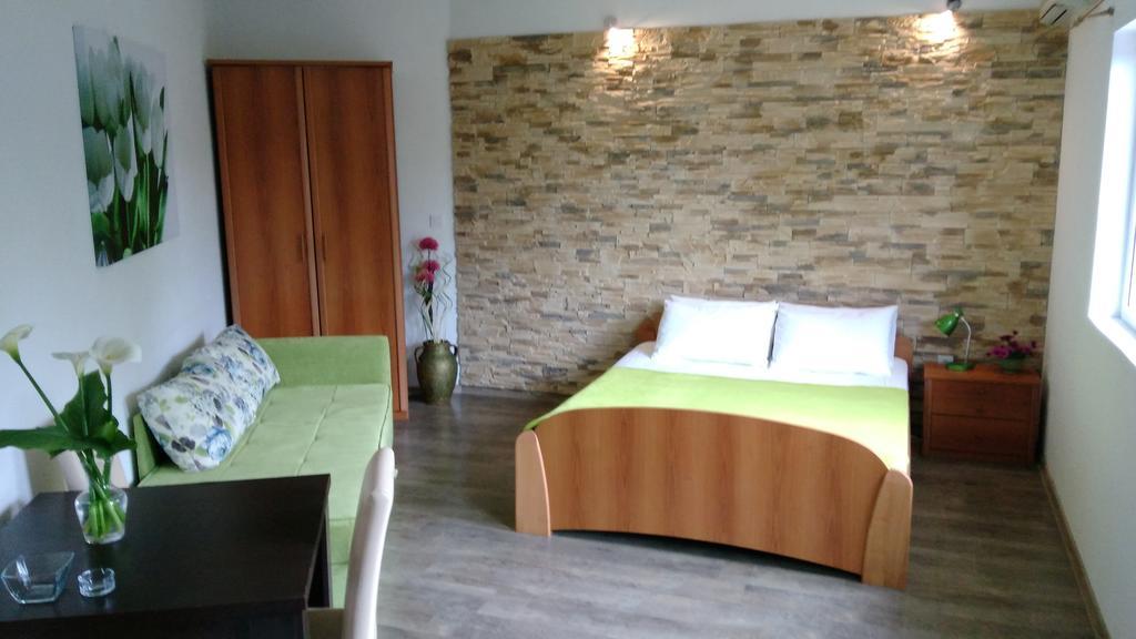 הרצג-נובי Apartments Jadran מראה חיצוני תמונה